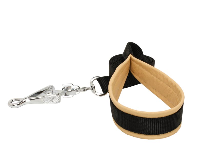 Nylon Dog Leash with Scissor Type Snap Hook